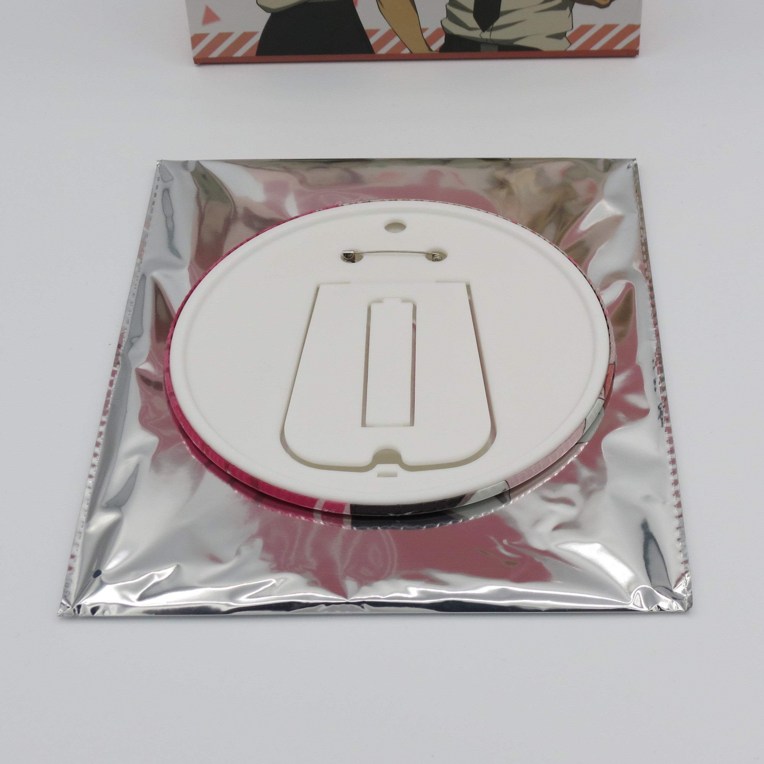 Chainsaw Man Holographic Badge - Blind Box (8 Designs + Random) Anime Pin